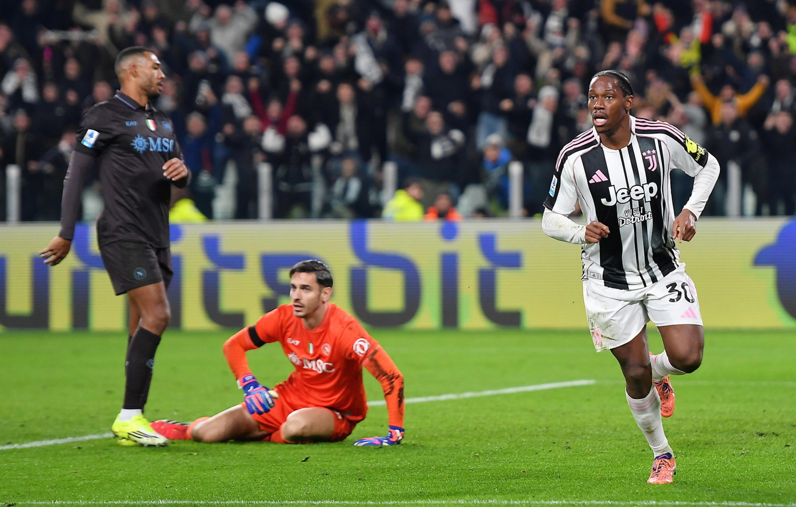 Koncert Juventusu w hicie Serie A. Już minus dziewięć w Neapolu