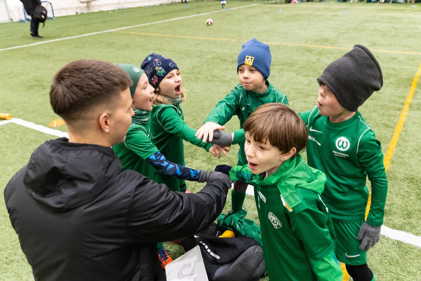 Nowe boiska treningowe Warty Poznań. Inwestycja warta 14,5 mln zł wreszcie otwarta