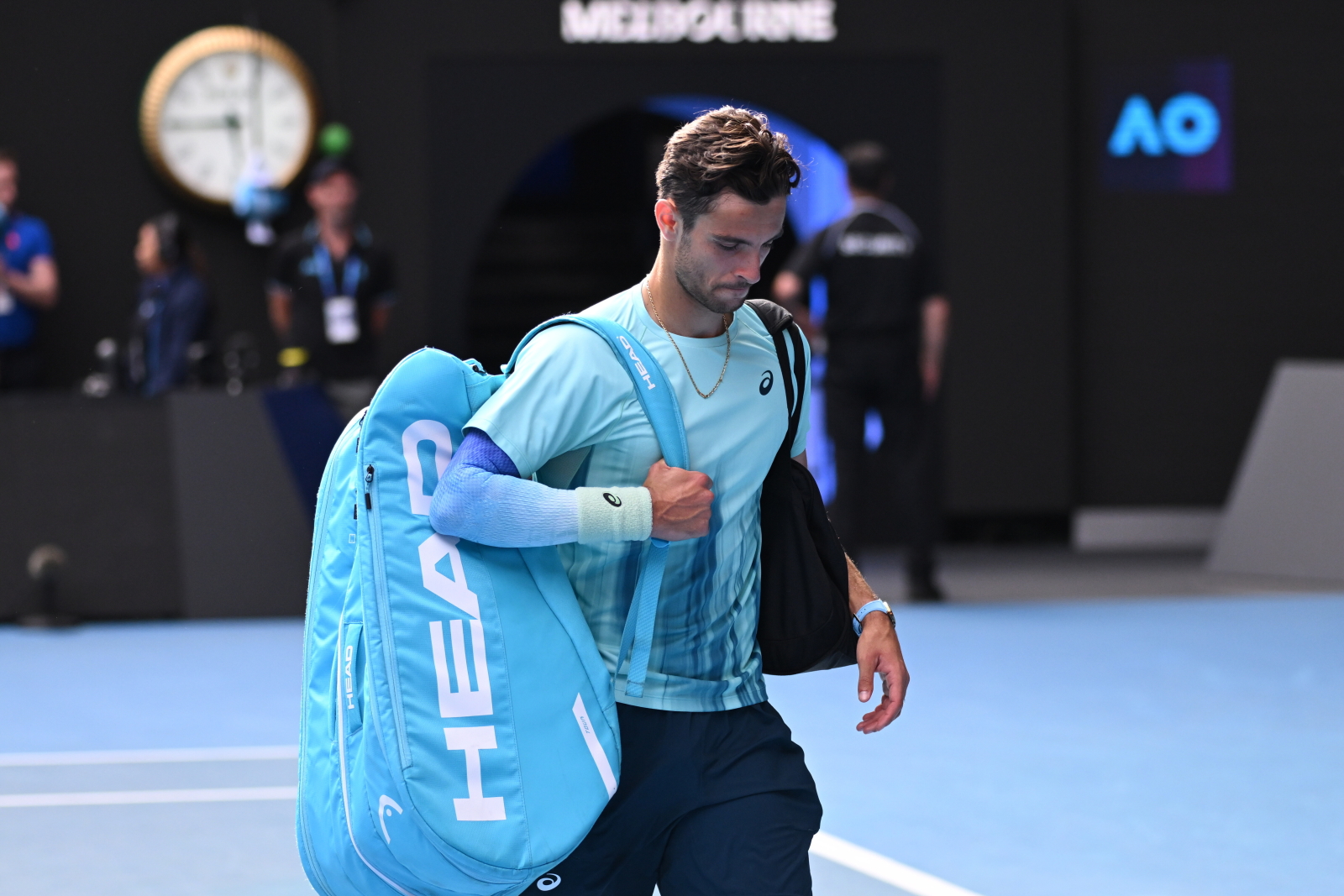 Prowadził 2-0 z Djokoviciem i musiał poddać mecz. Teraz skomentował swój dramat