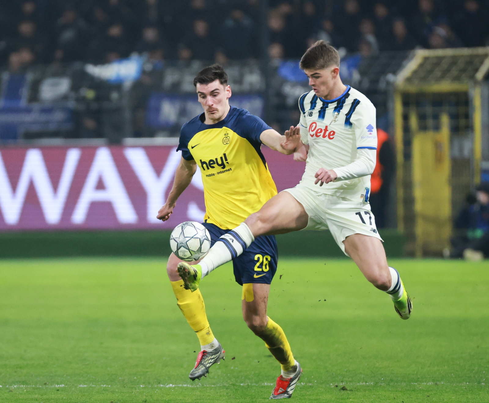 Liga Mistrzów: niespodziewana porażka zespołu Nicoli Zalewskiego w Belgii