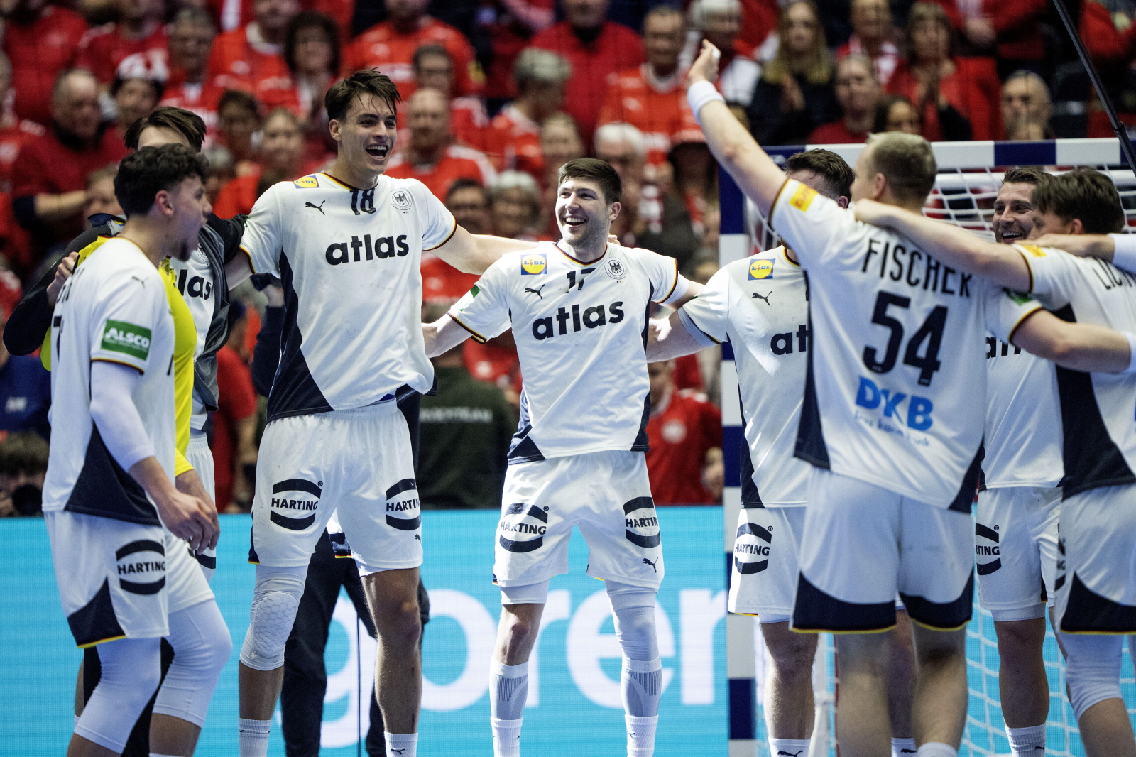 ME: wszystko jasne. Oto pary półfinałowe