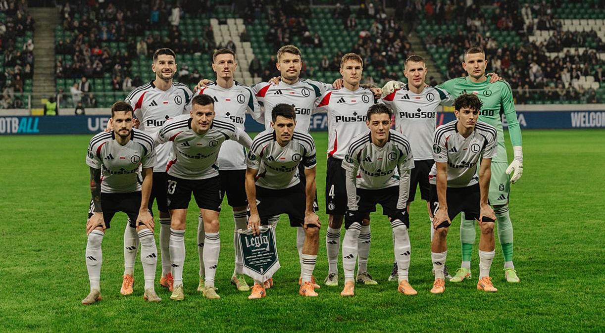 Jako jedyny. Postawił, iż Legia będzie mistrzem