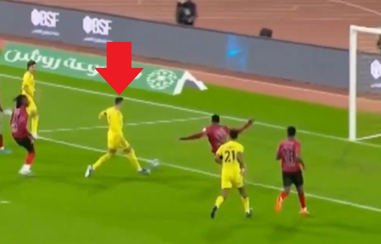 Czysta formalność. Cristiano Ronaldo takich okazji nie marnuje [WIDEO]