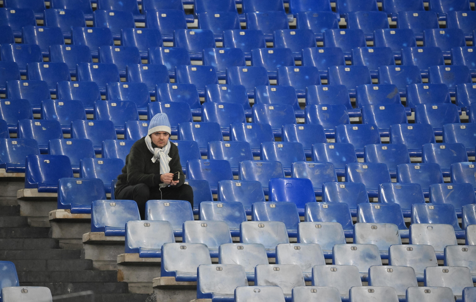 Lazio grało, wiatr hulał po trybunach. Najbardziej wytrwali dostali nagrodę