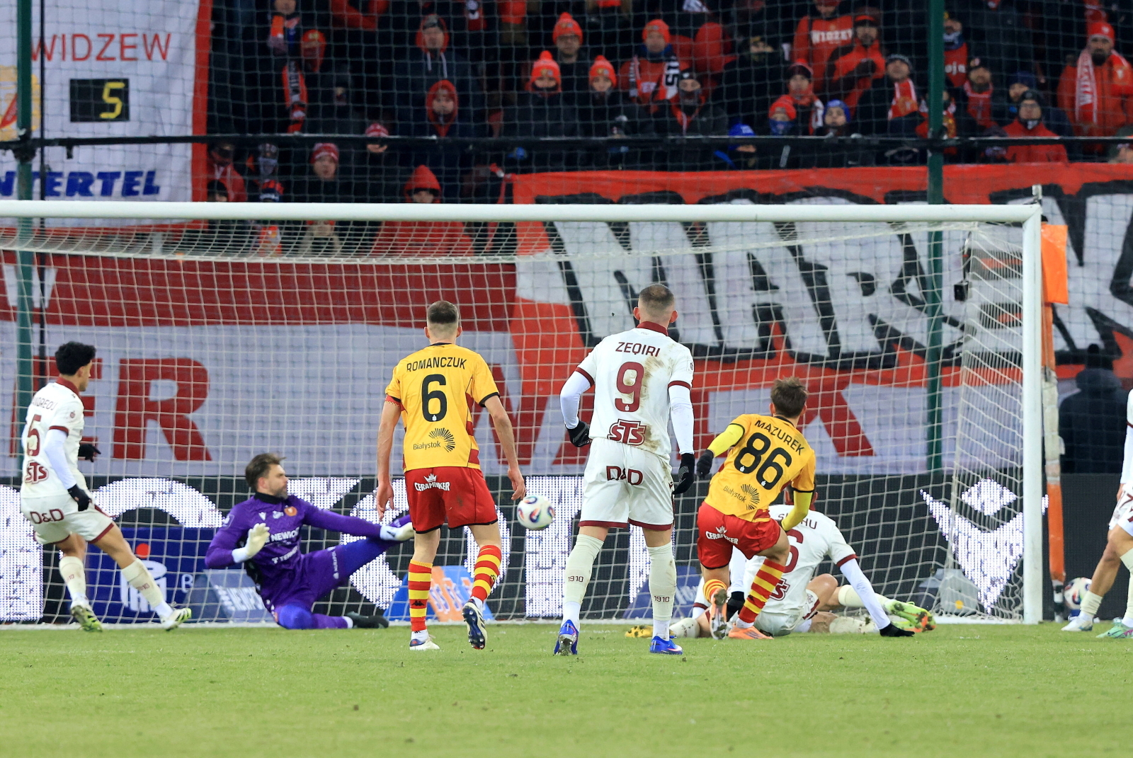 Jagiellonia wypunktowała w Łodzi Widzew