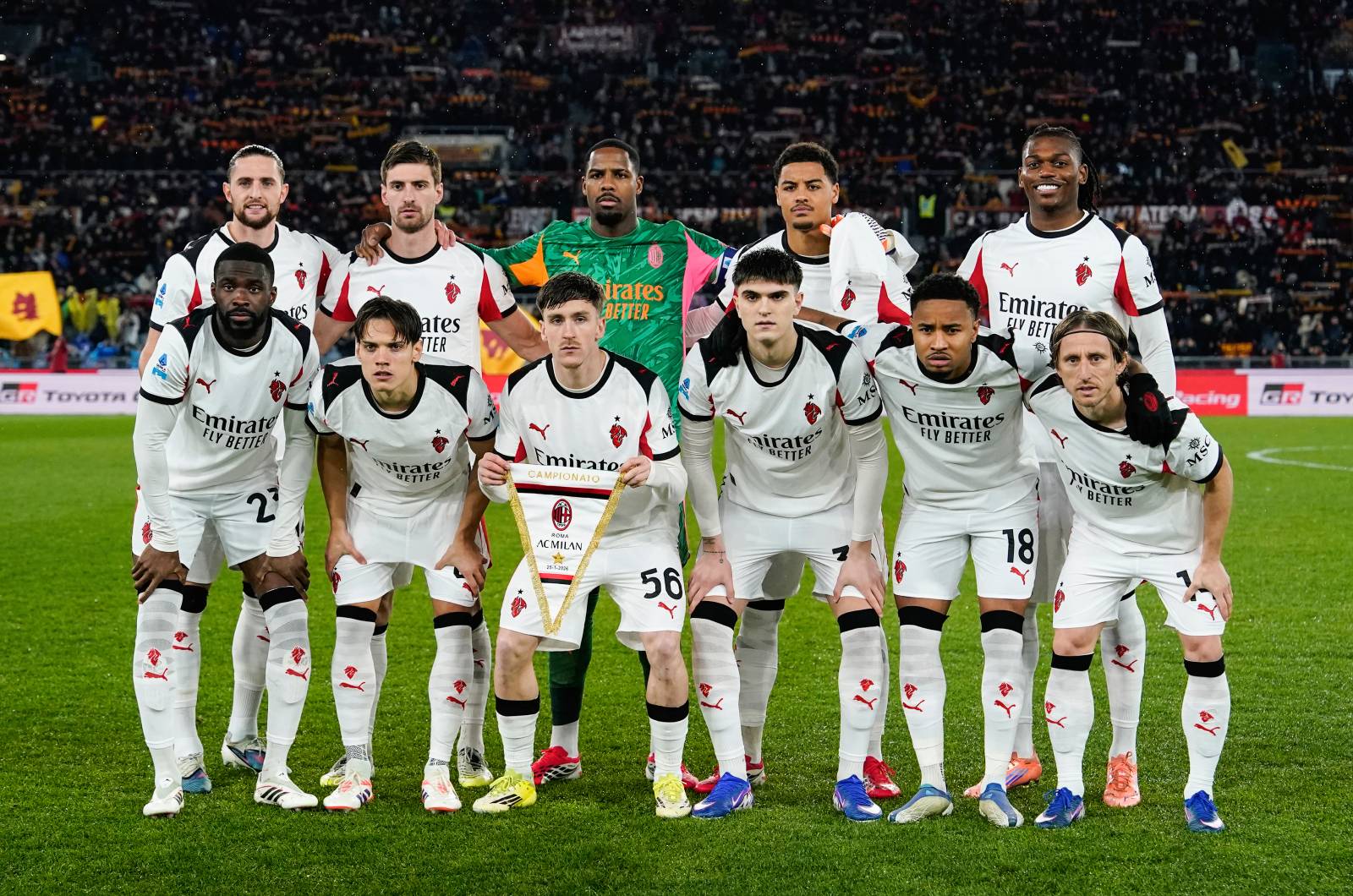 Oficjalnie. Jest decyzja ws. gwiazdy Milanu. Komunikat klubu