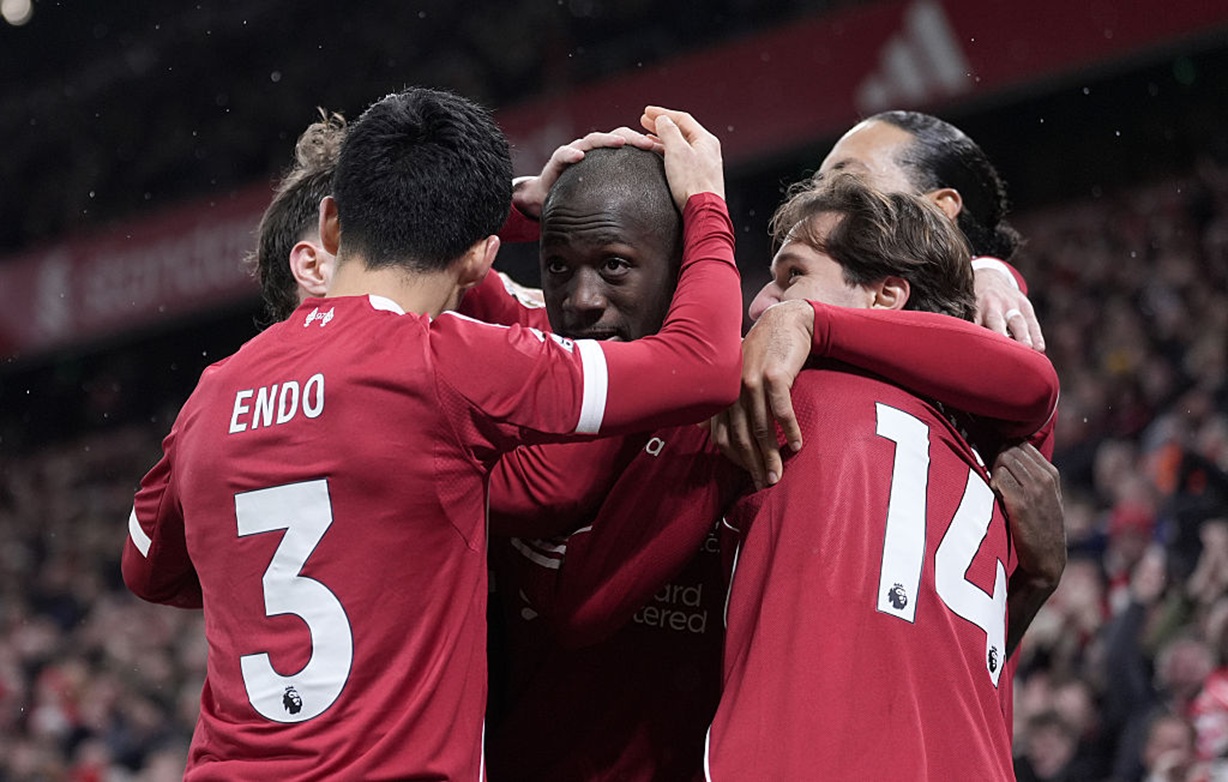 Cieszył się z bramki, a potem się rozpłakał. Wzruszające sceny w Liverpoolu