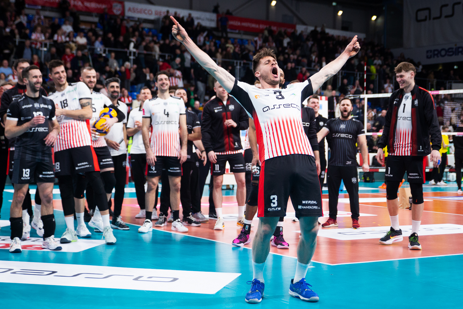 Nieoczekiwane emocje w Rzeszowie. Beniaminek postawił się Resovii