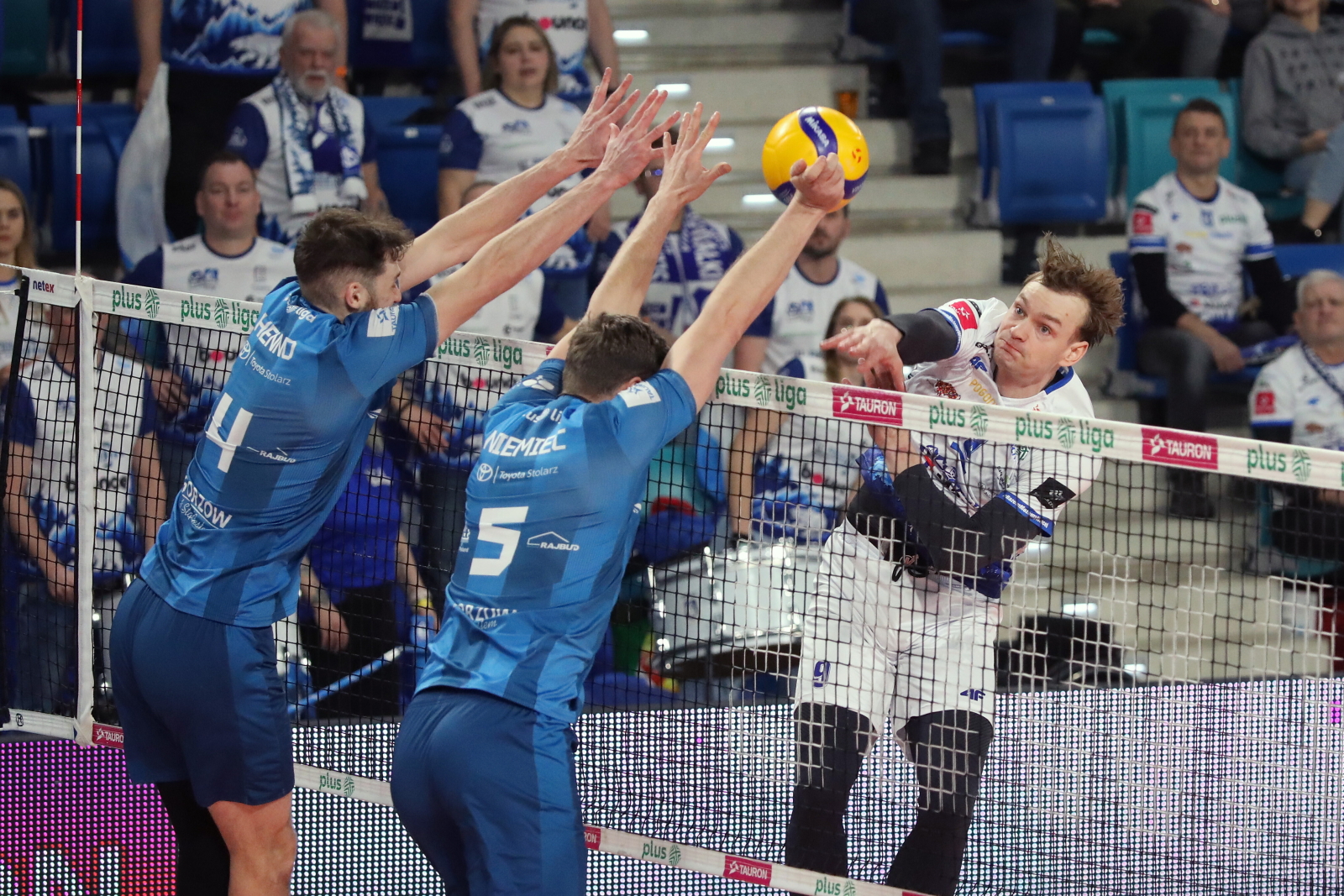 Faworyci zamrożeni. Gorzowianie zachowali zimną krew