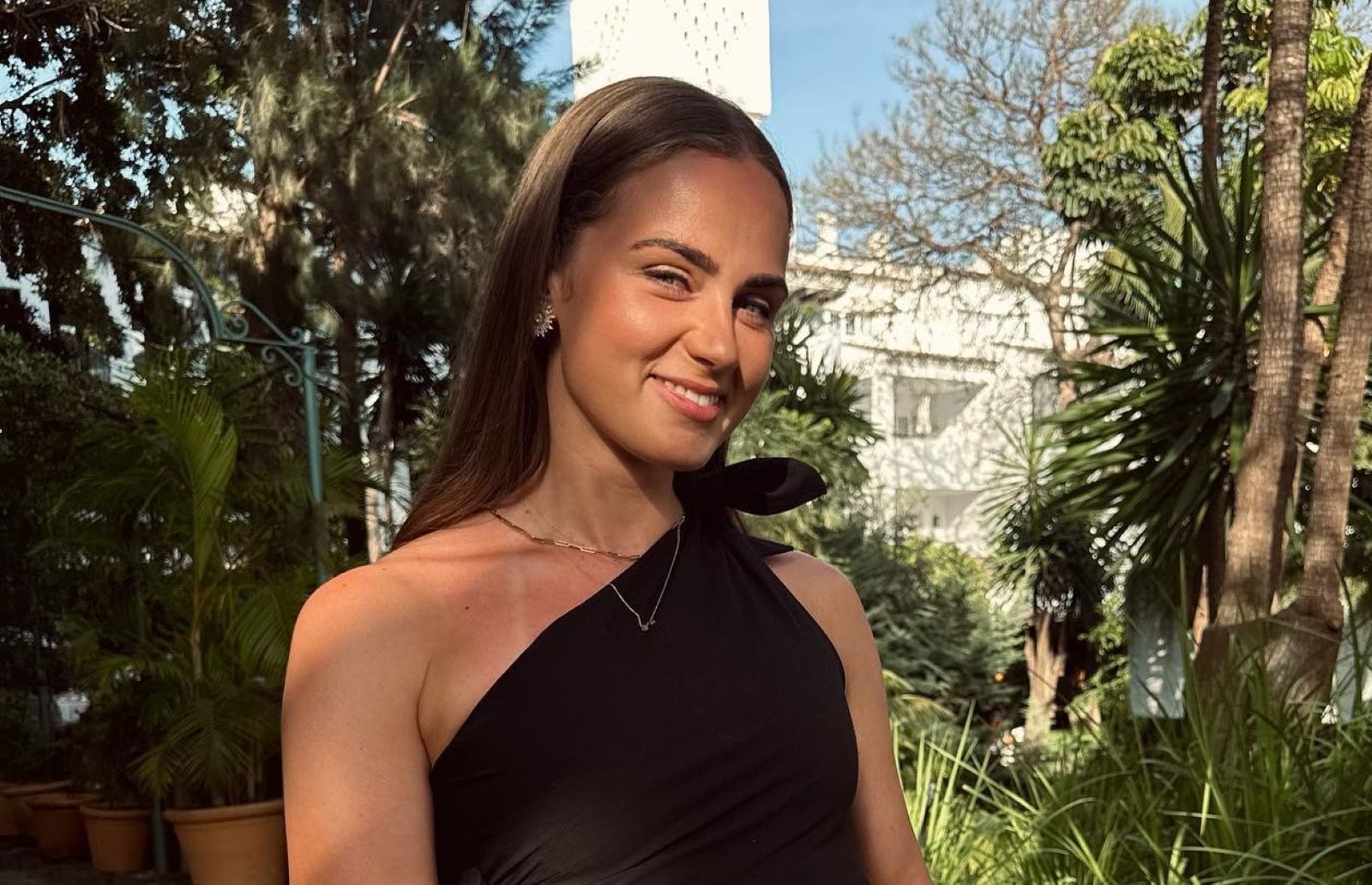 Sypią się gratulacje. Córka legendy powiedziała "tak"