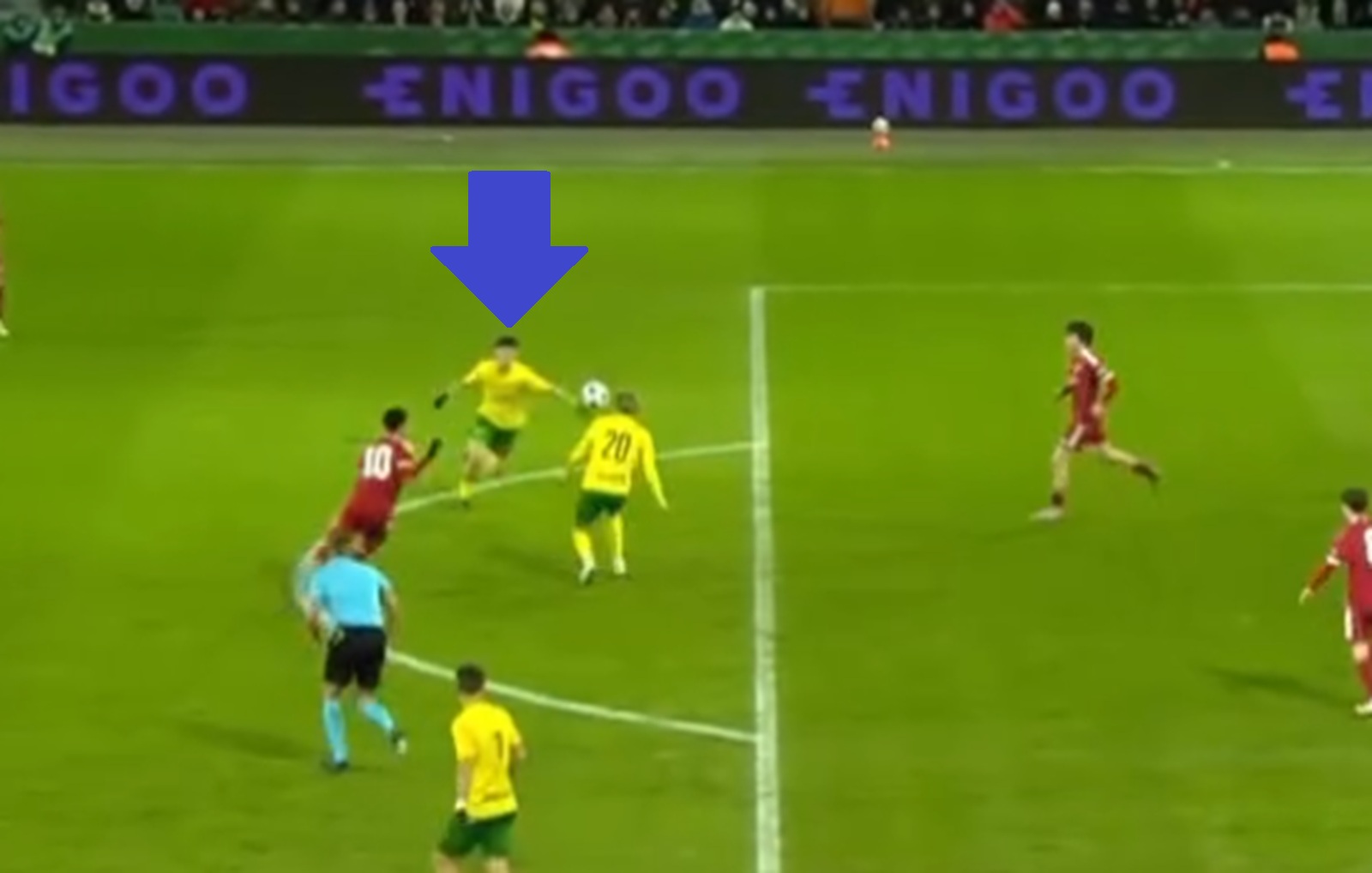 Liverpool wyeliminowany. Młody Polak z golem [WIDEO]