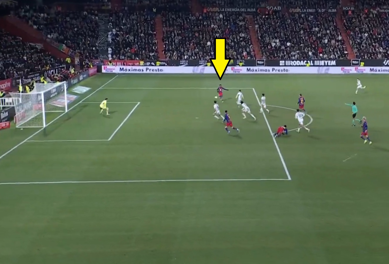 Barcelona takich błędów nie wybacza. Na kłopoty Yamal