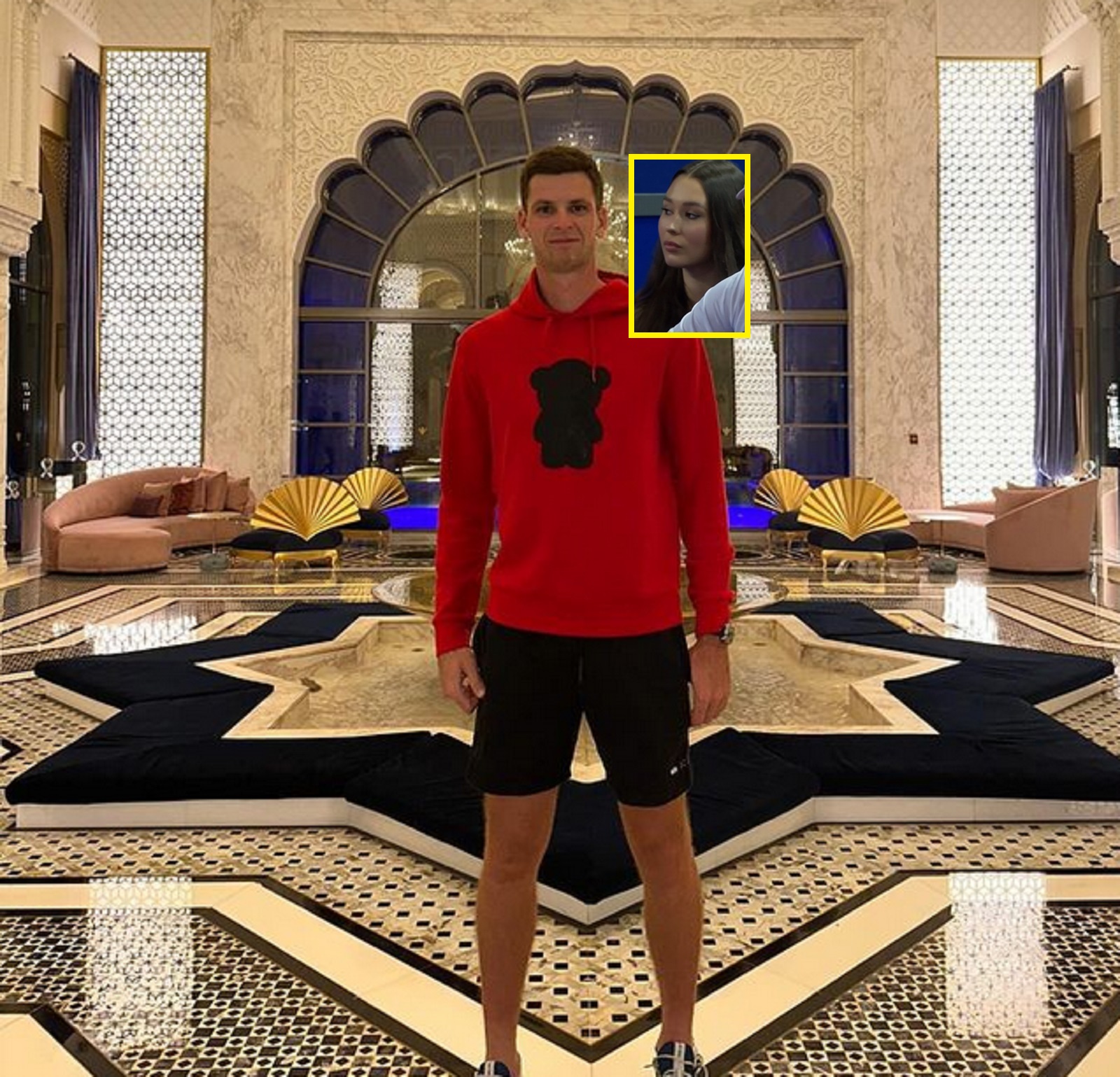 Internet aż huczy. To nowa dziewczyna Hurkacza?