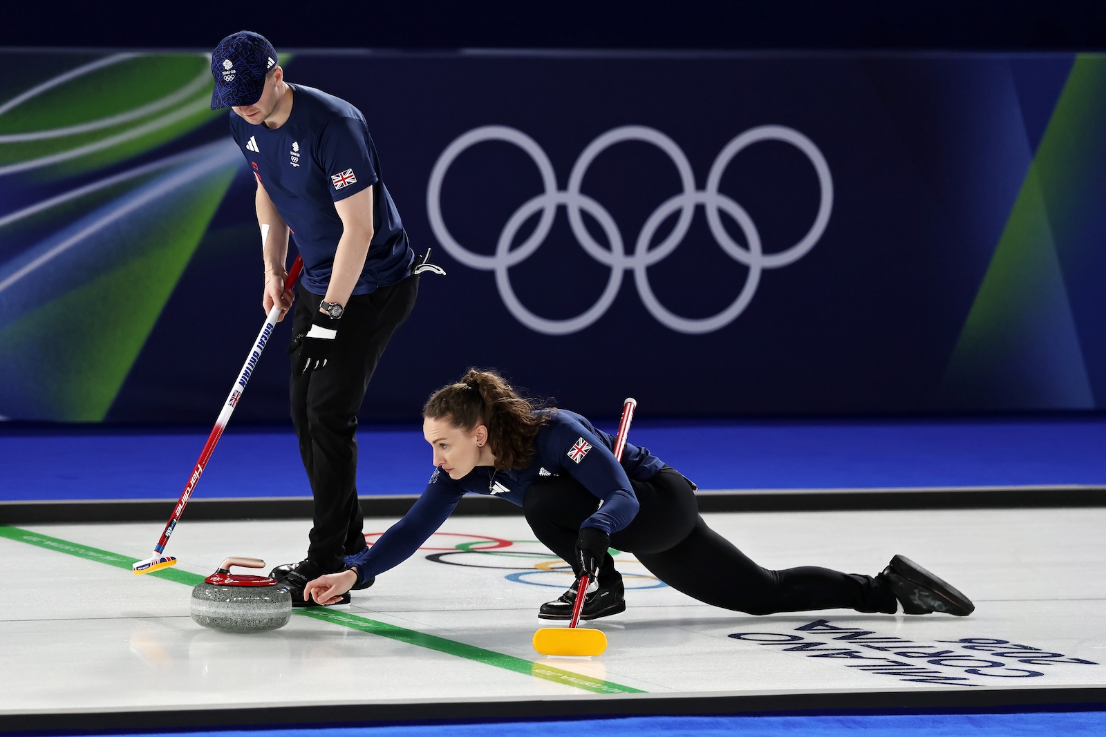 Pierwsze emocje na lodowej tafli. W jednym meczu potrzebna była dogrywka
