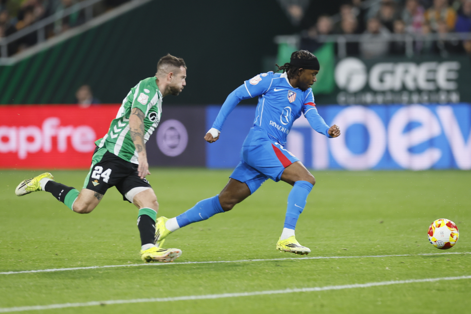 Demolka! Ostatni półfinalista Pucharu Króla