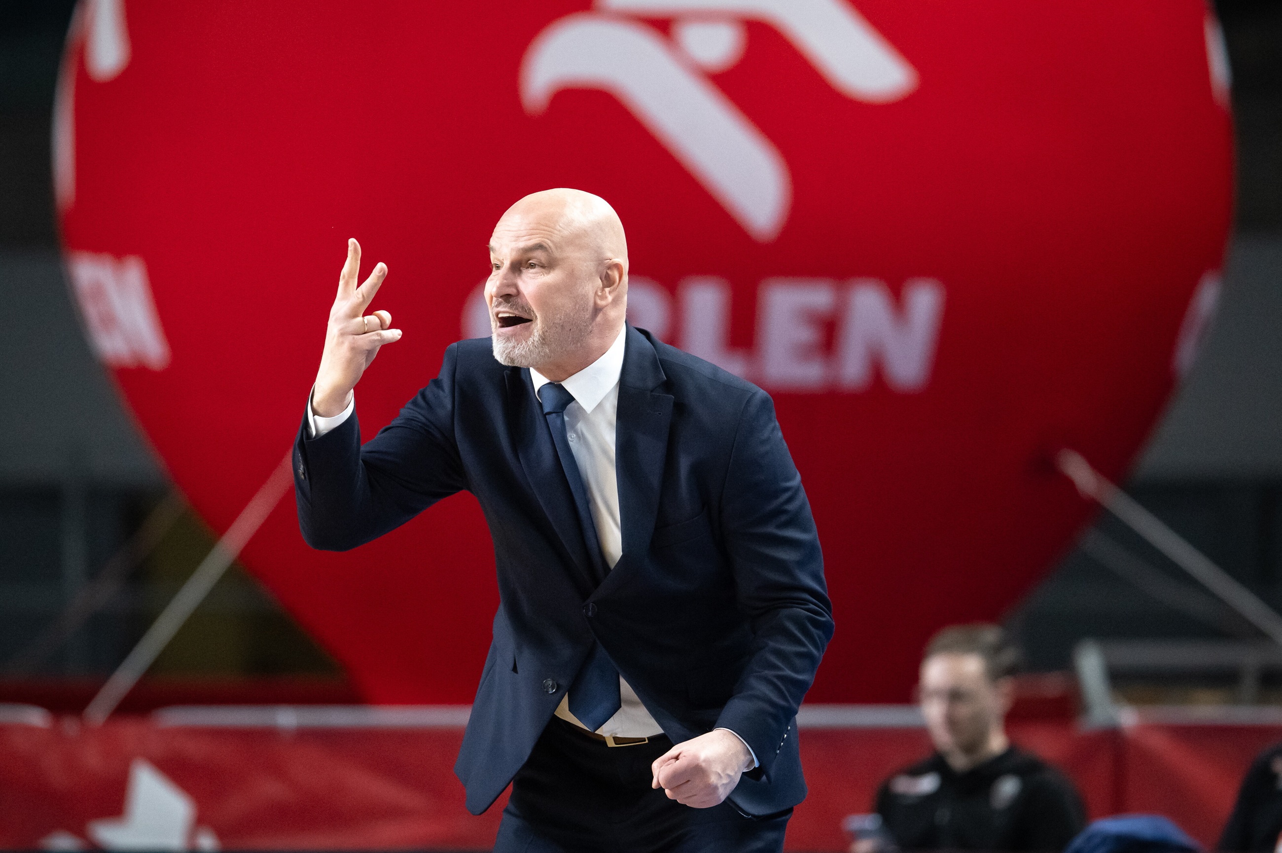 Trener na lata. Kolejny polski szkoleniowiec z długoletnią umową