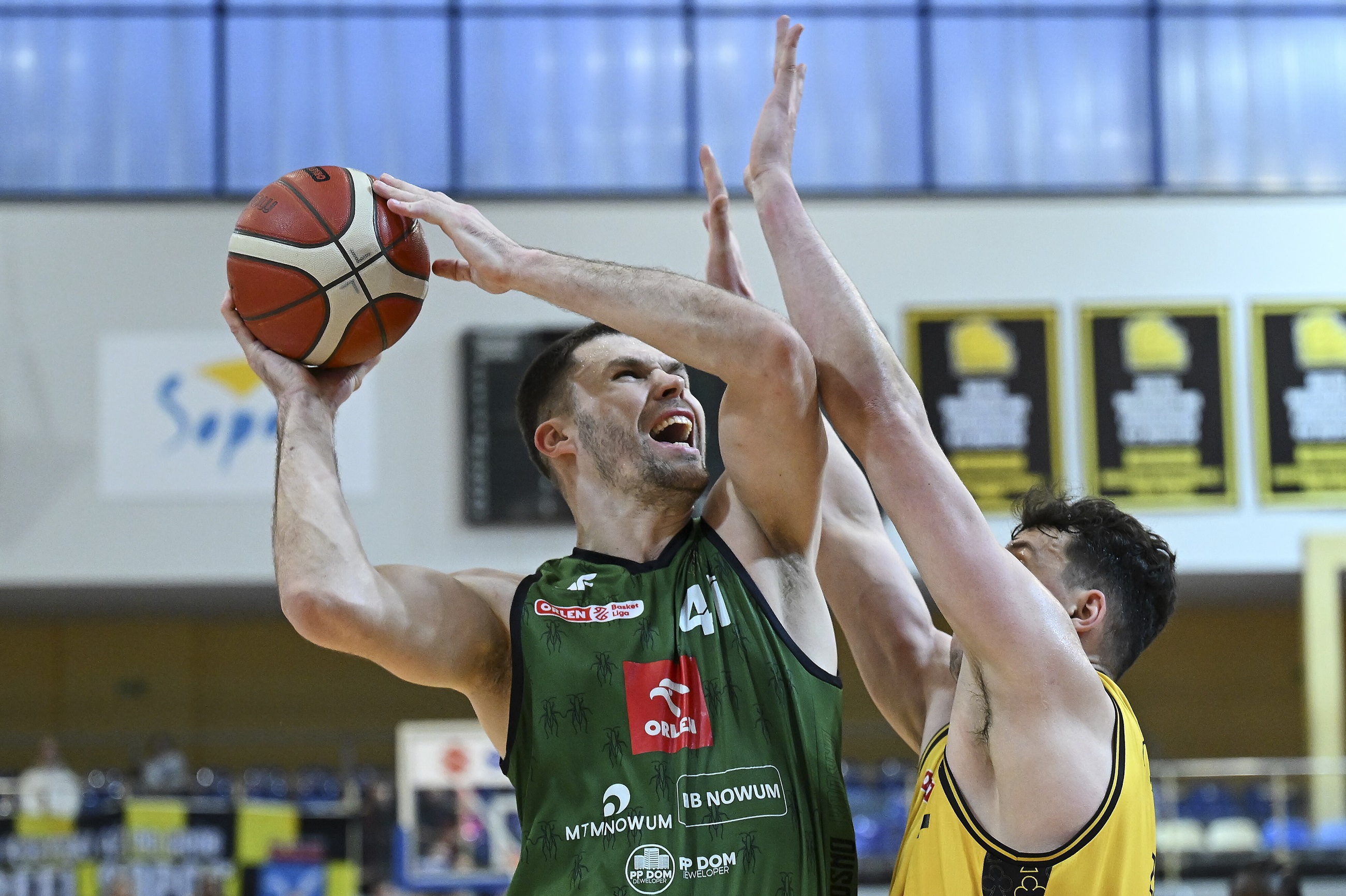 "PLK? Zrobisz błąd, od razu jest kara". Sami rzucają sobie kłody pod nogi