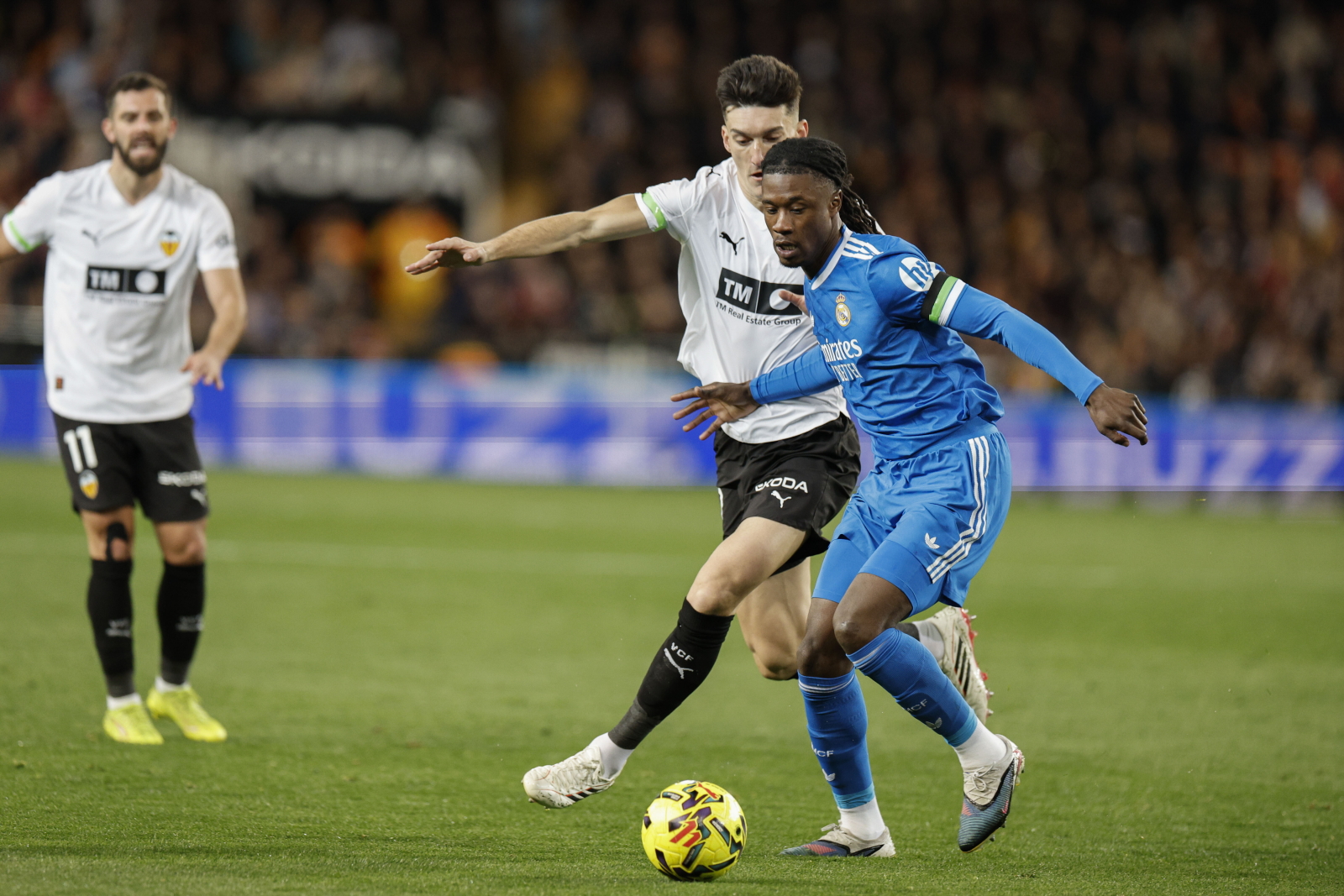 Czekali ponad godzinę. Real Madryt bez potknięcia