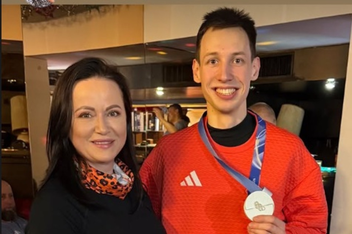 Była czwarta nad ranem. Żona Małysza wrzuciła zdjęcie z Tomasiakiem. I ten podpis