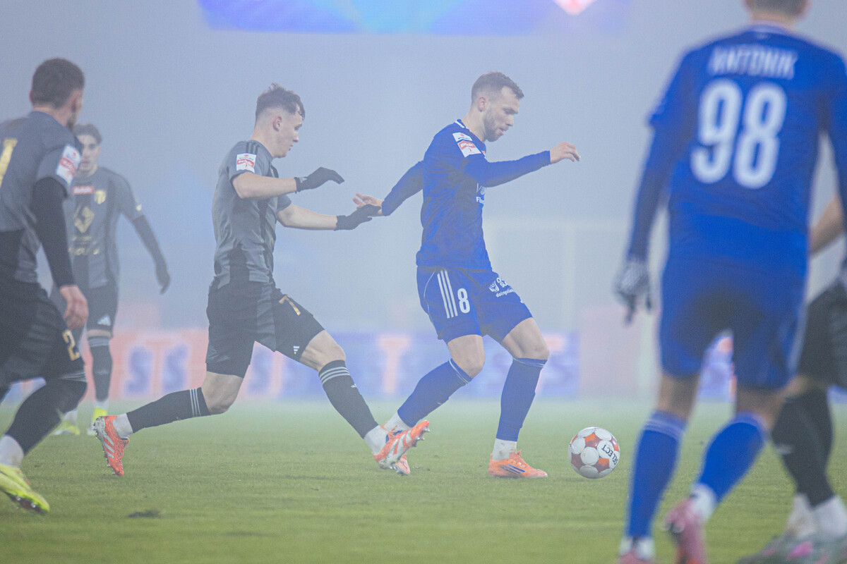 Zmiana lidera w Betclic I lidze. Rewelacja przez cały czas zachwyca