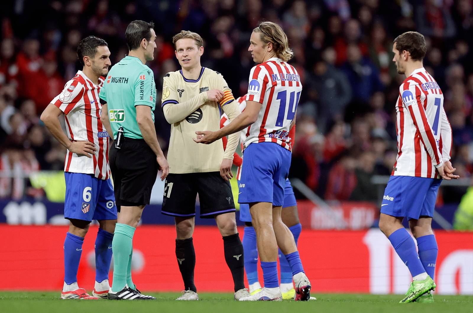 Pomocnik Barcelony się wściekł. Mówił o skandalu