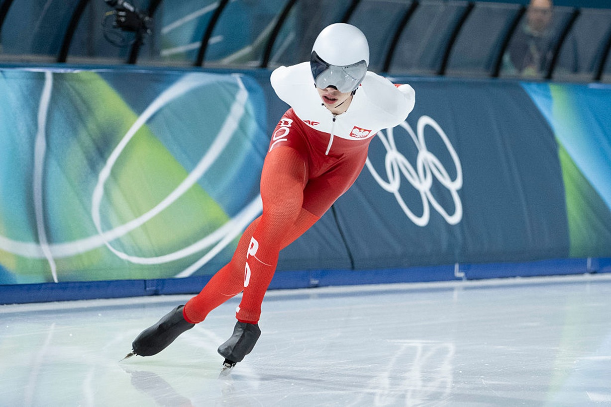Polak ze srebrnym medalem! Czeka na niego fortuna i nie tylko