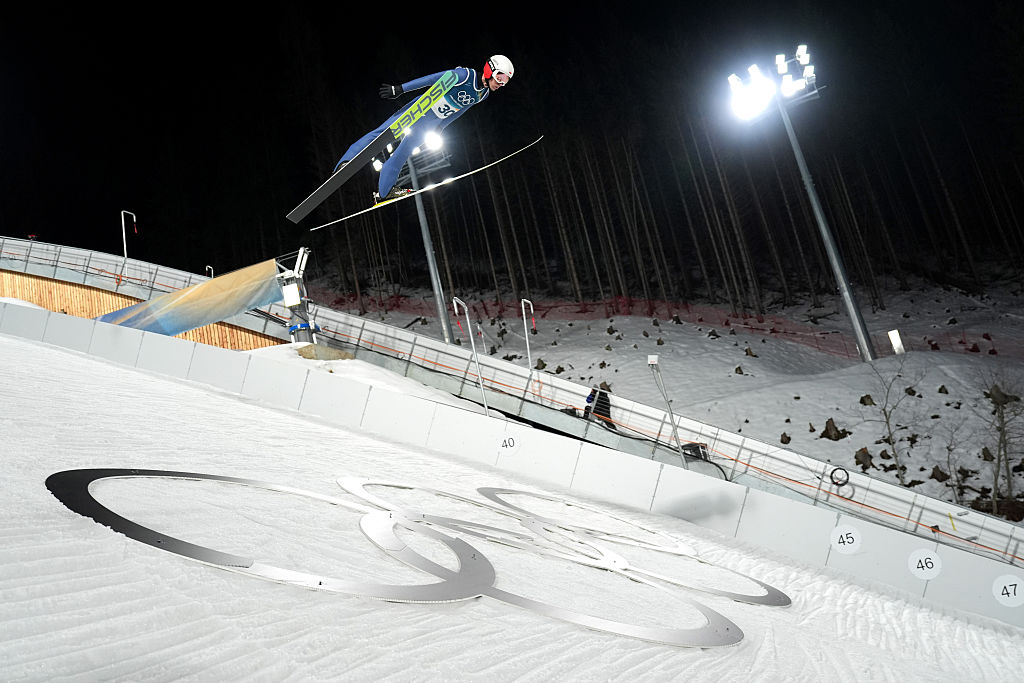 Stoch znów najlepszym Polakiem. O Tomasiaka można pomału się martwić