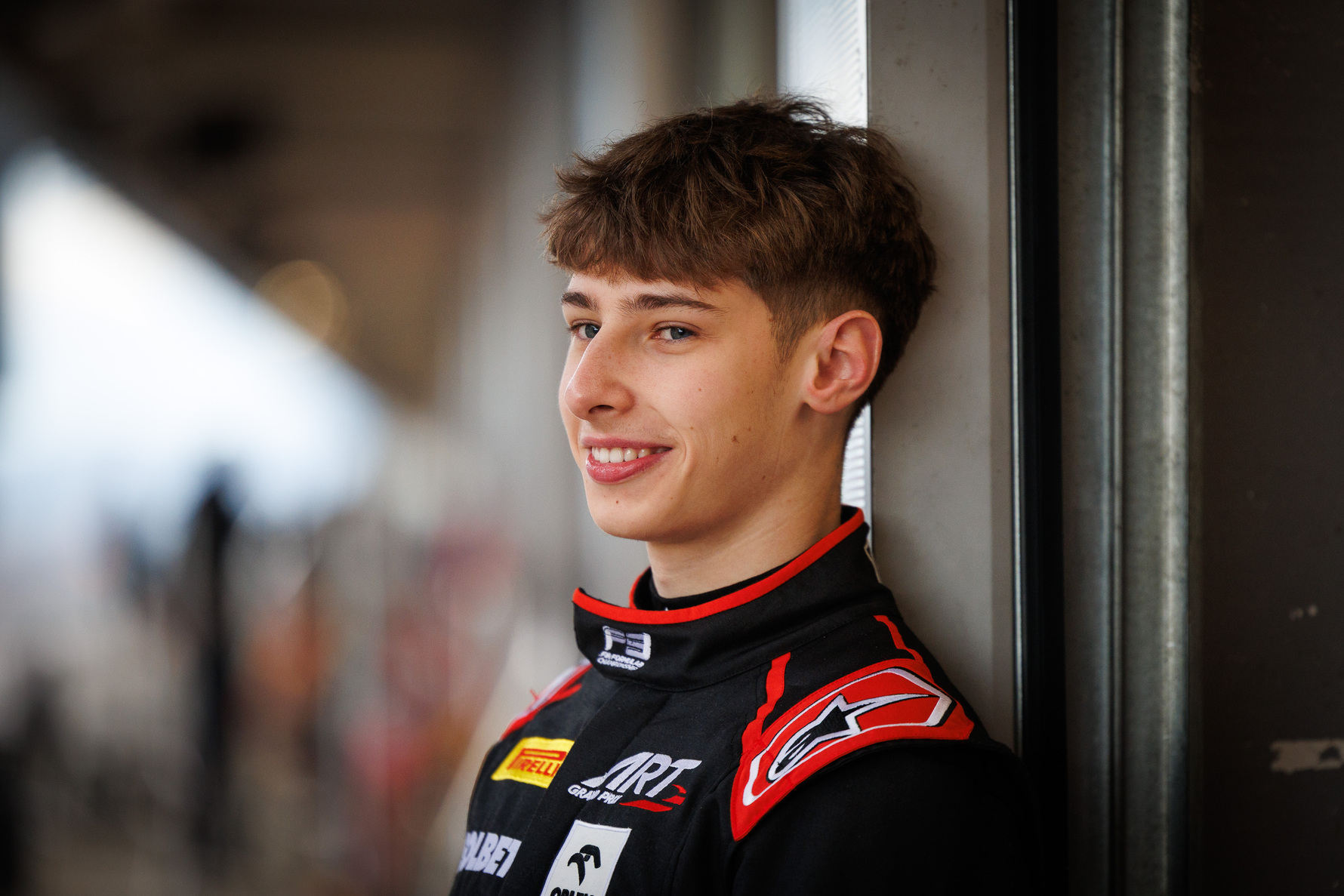 Świetne wieści z Barcelony. Polak w czołówce testów F3