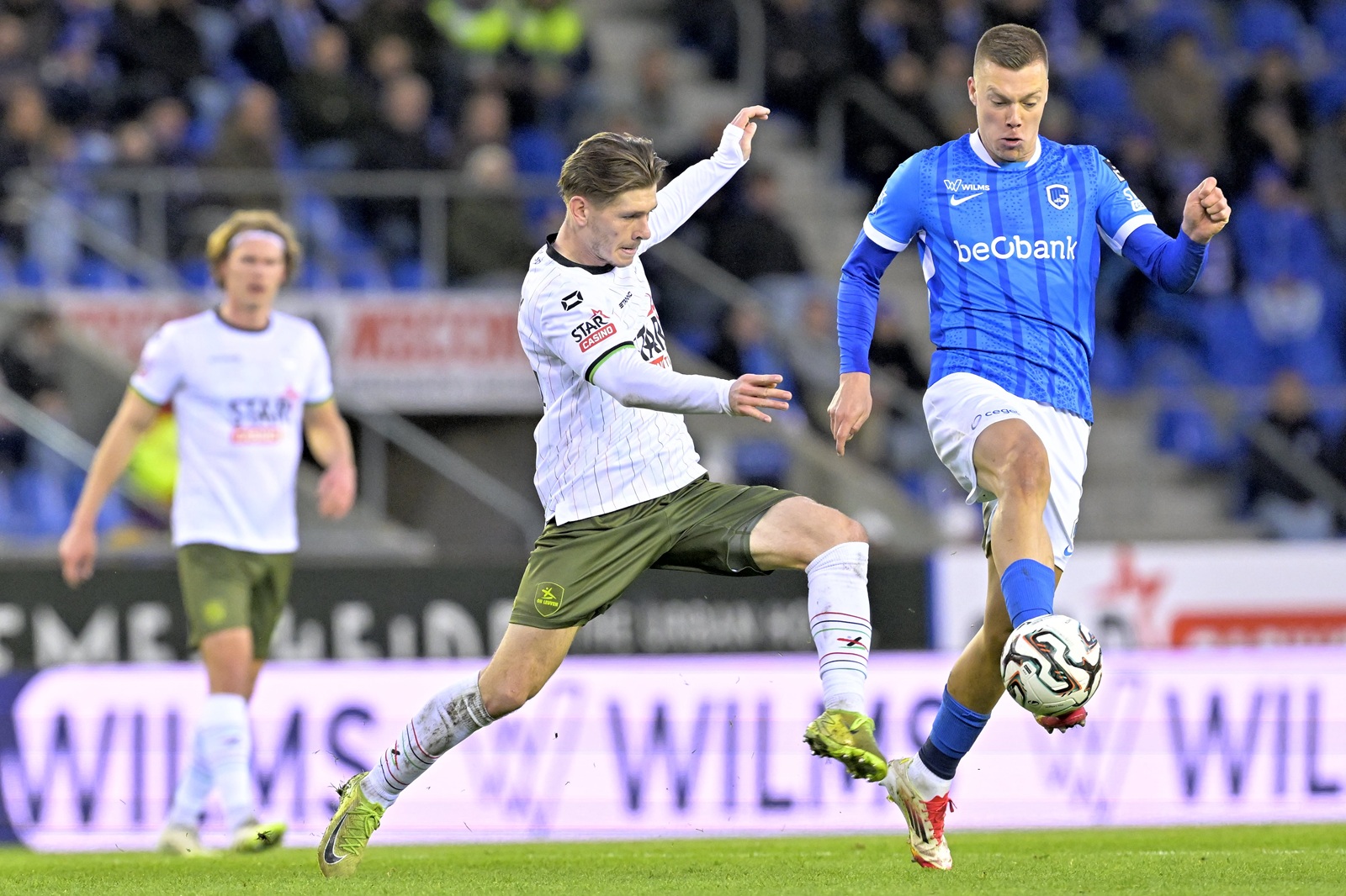 Polak znowu trafił w Belgii. Szalona końcówka