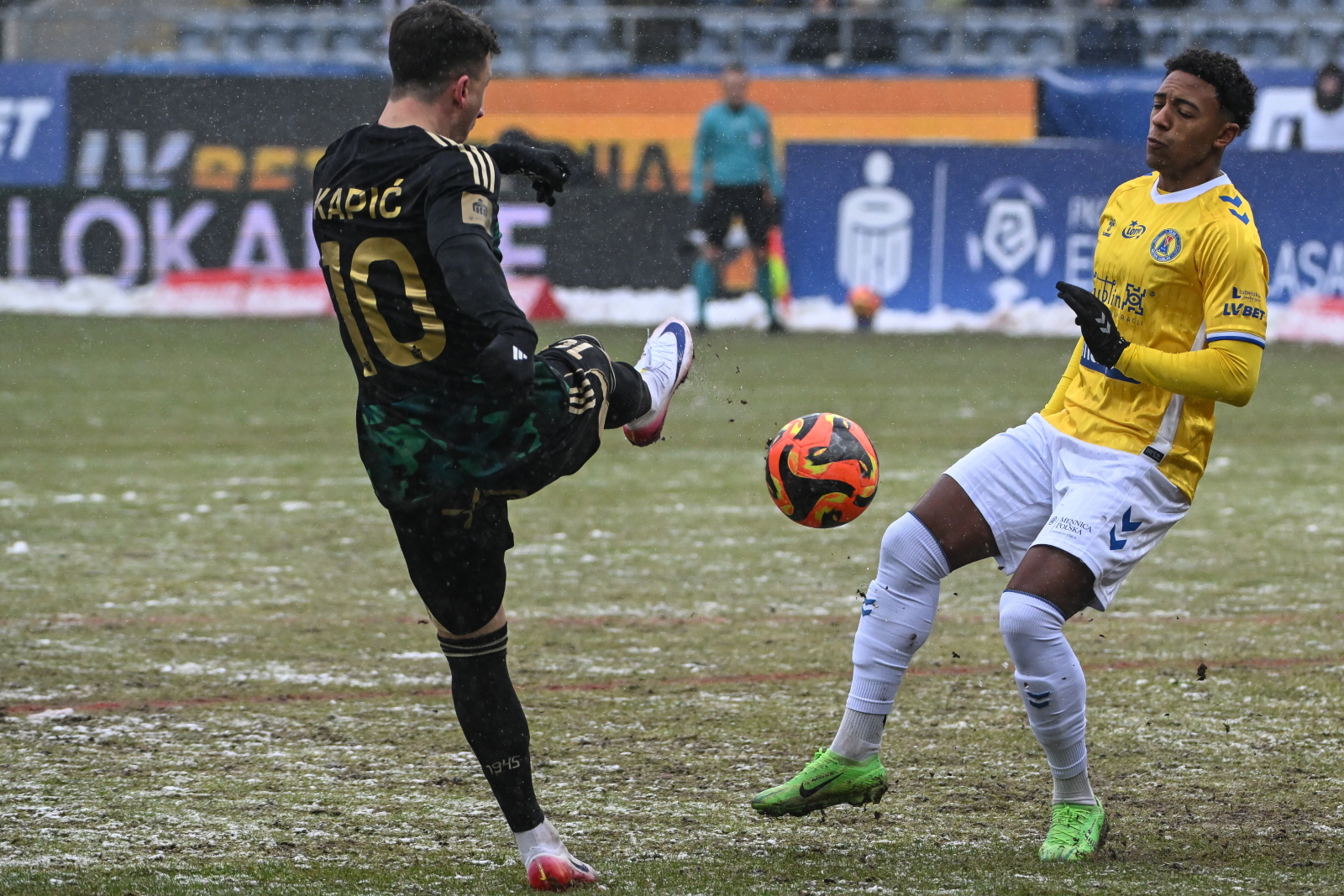 Lechia mocna i bez Bobcka. Pięć goli w Lublinie
