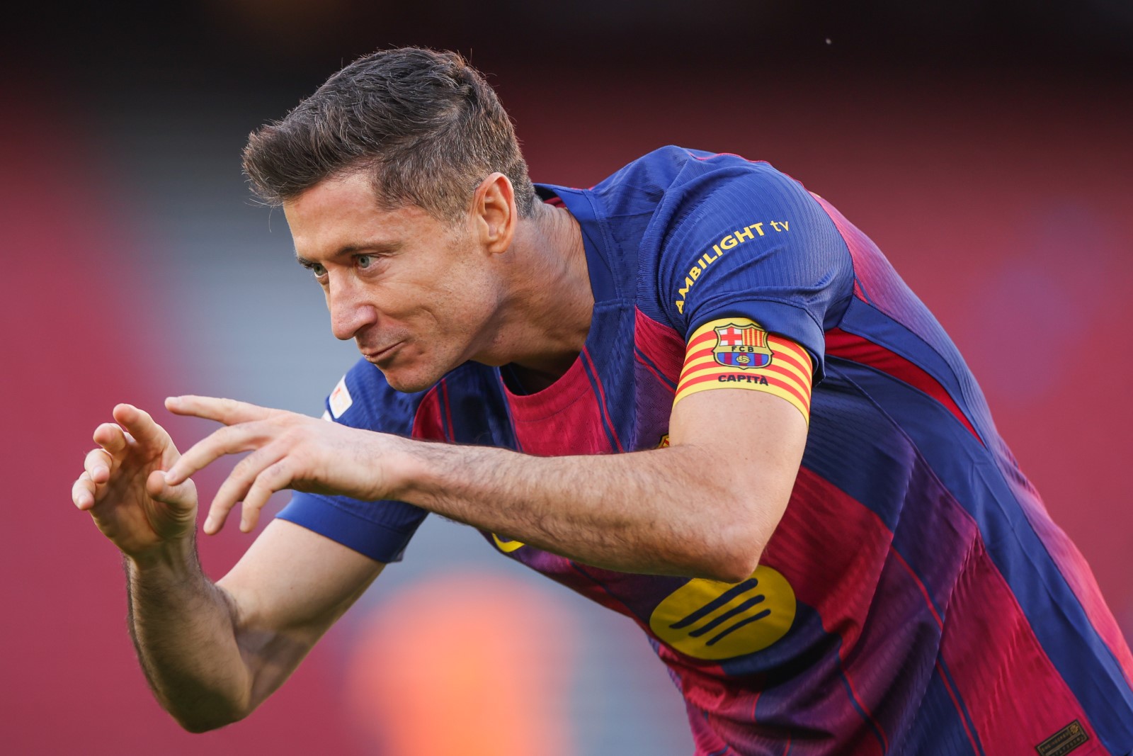 Lewandowski lepszy od legendy Barcelony. Znowu może wyśrubować rekord