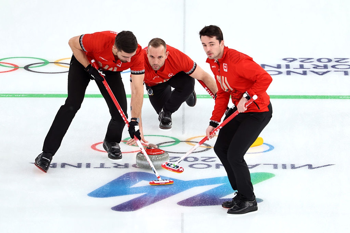 Znamy pierwszych półfinalistów w turnieju curlingu na IO