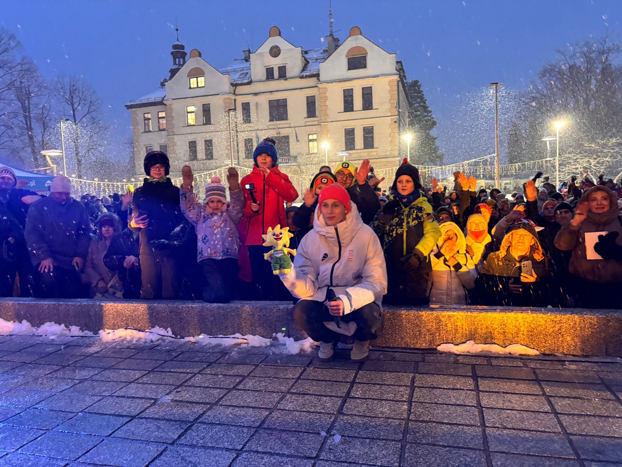 Polski medalista wrócił do rodzinnego miasta. Czekał na niego tłum ludzi