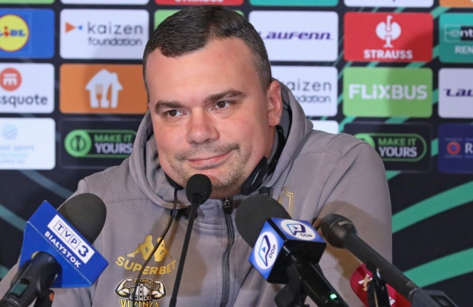 Trener Jagiellonii "zgasił" Włochów. Wystarczyły cztery słowa