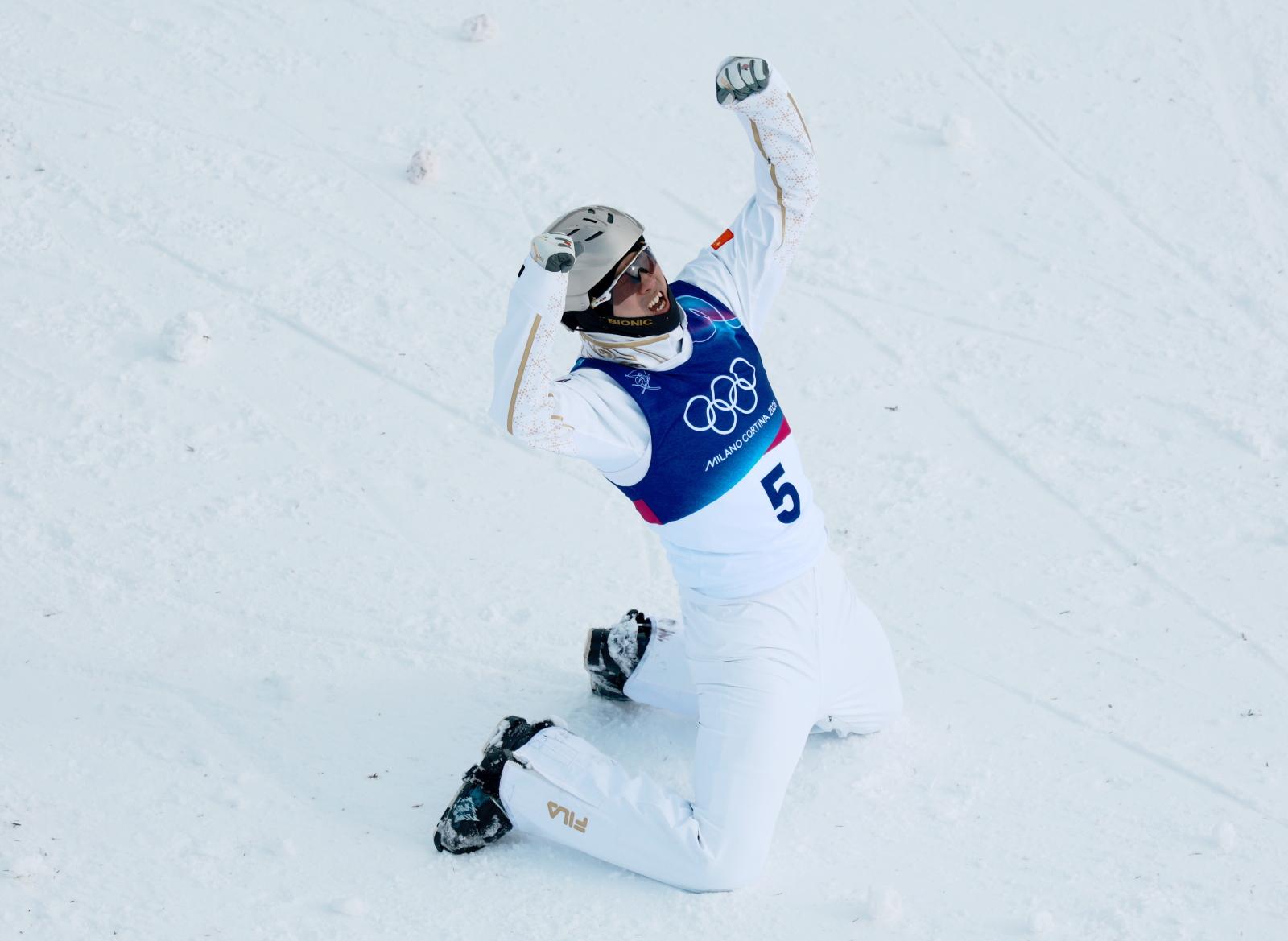 Chińczyk ze złotem za akrobacje