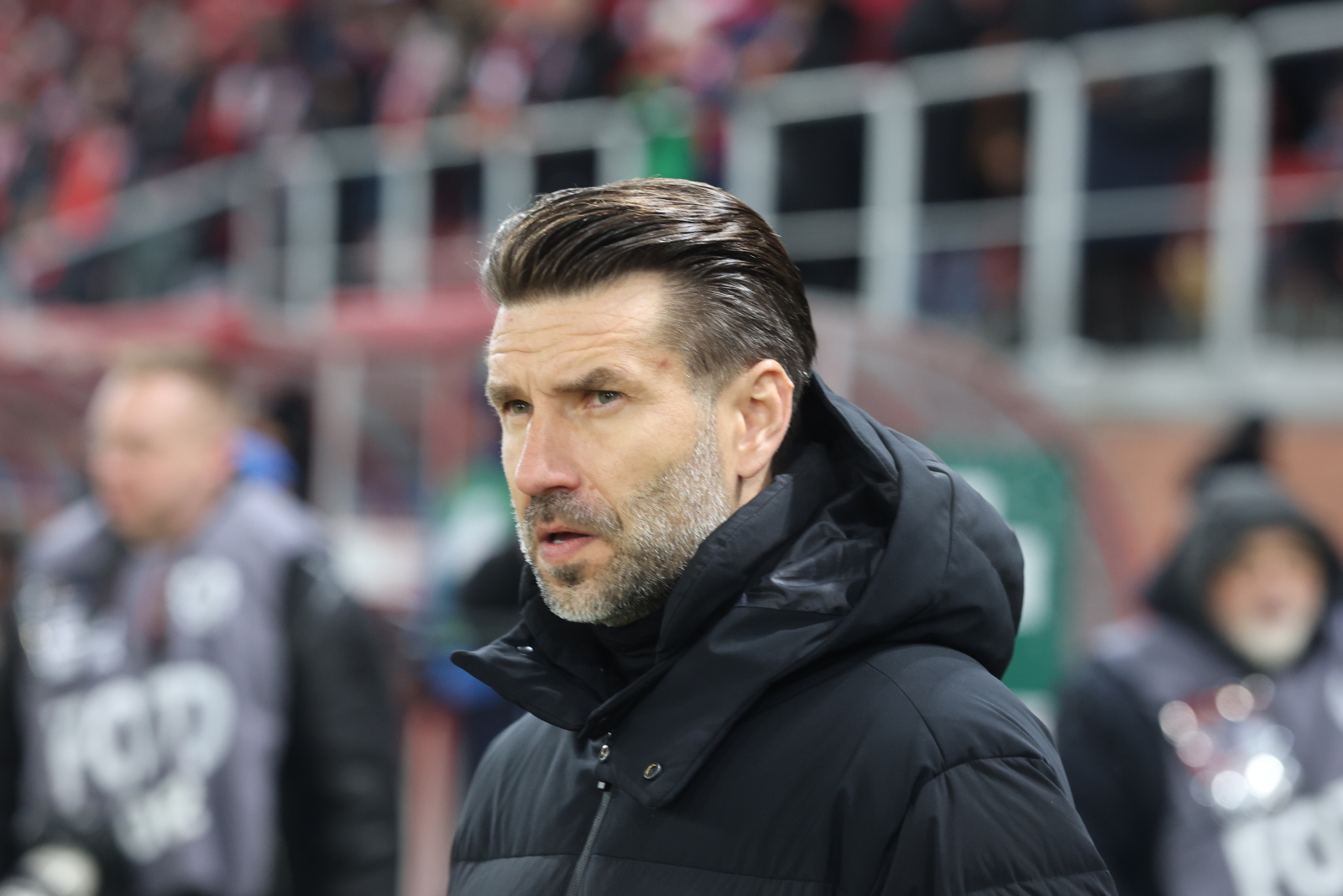 Piłkarz Cracovii złamał obojczyk. Trener przekazał fatalne wieści