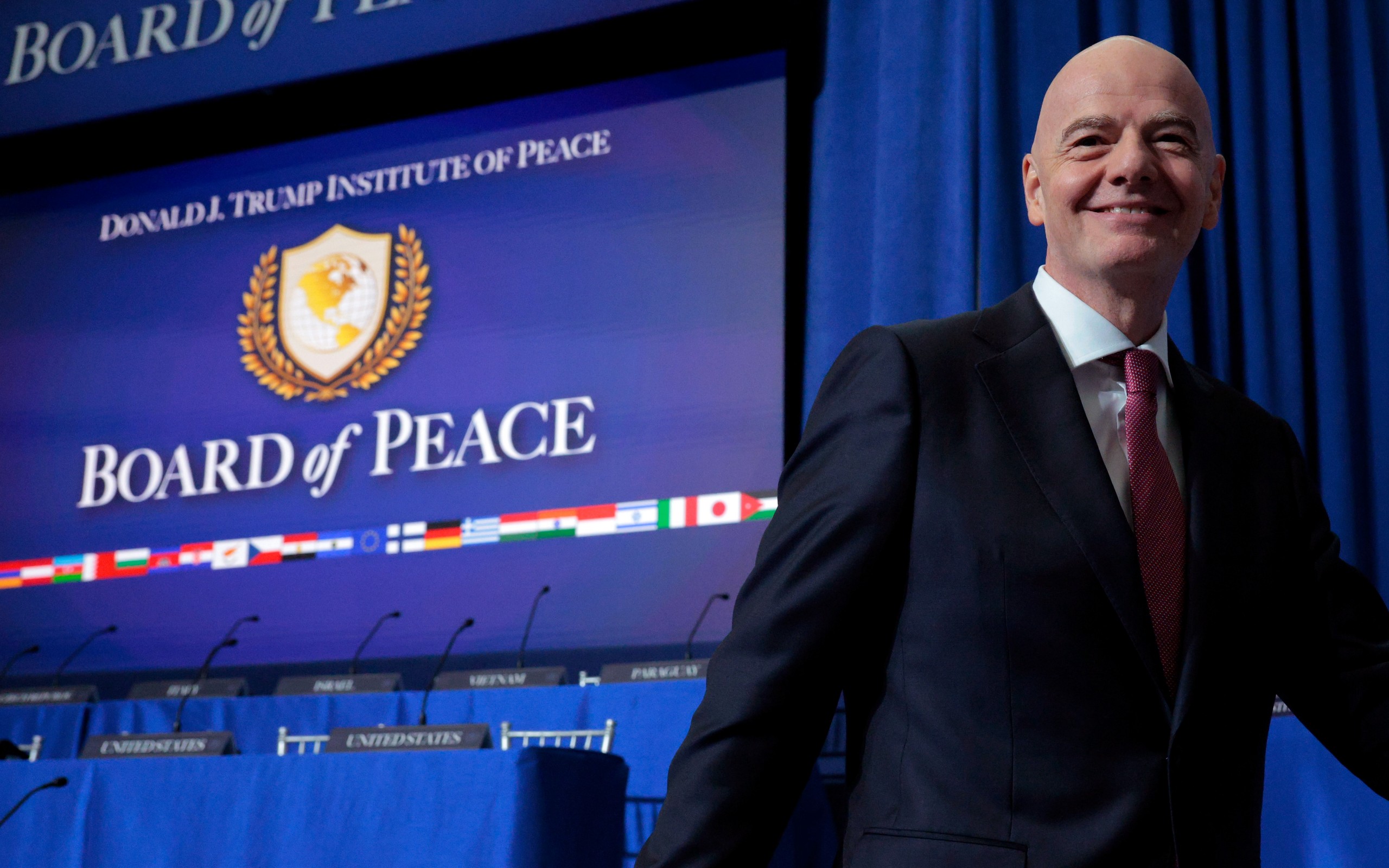 Muppet Trumpa. Nie brzydził się choćby Putinem [OPINIA]