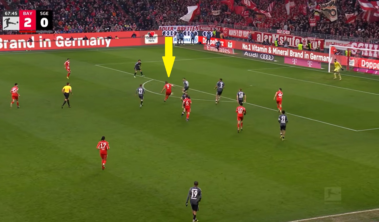 Rekord Lewandowskiego zagrożony. Kane idzie jak po swoje