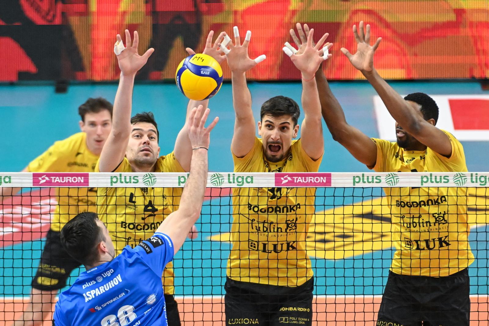 Mistrzowie Polski byli liczeni, ale znokautowali rywala w tie-breaku