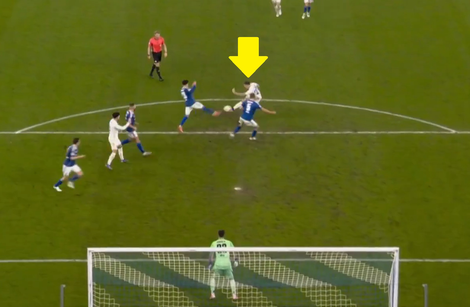 Stadiony świata. Żukowski odpalił torpedę w Niemczech [WIDEO]