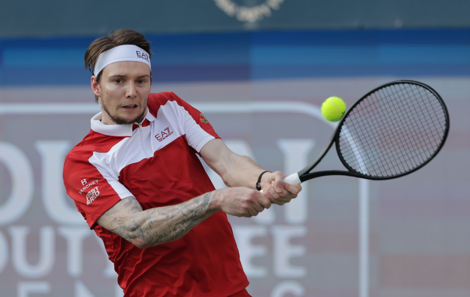 Defending Champion Bublik Wins in Kitzbühel Without Dropping a Set