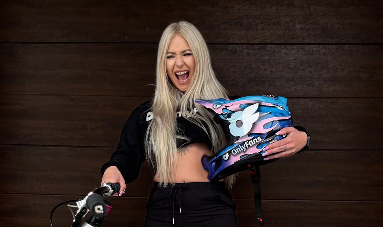 Portal dla dorosłych chce zmienić wizerunek. Postawili na współpracę z Polką