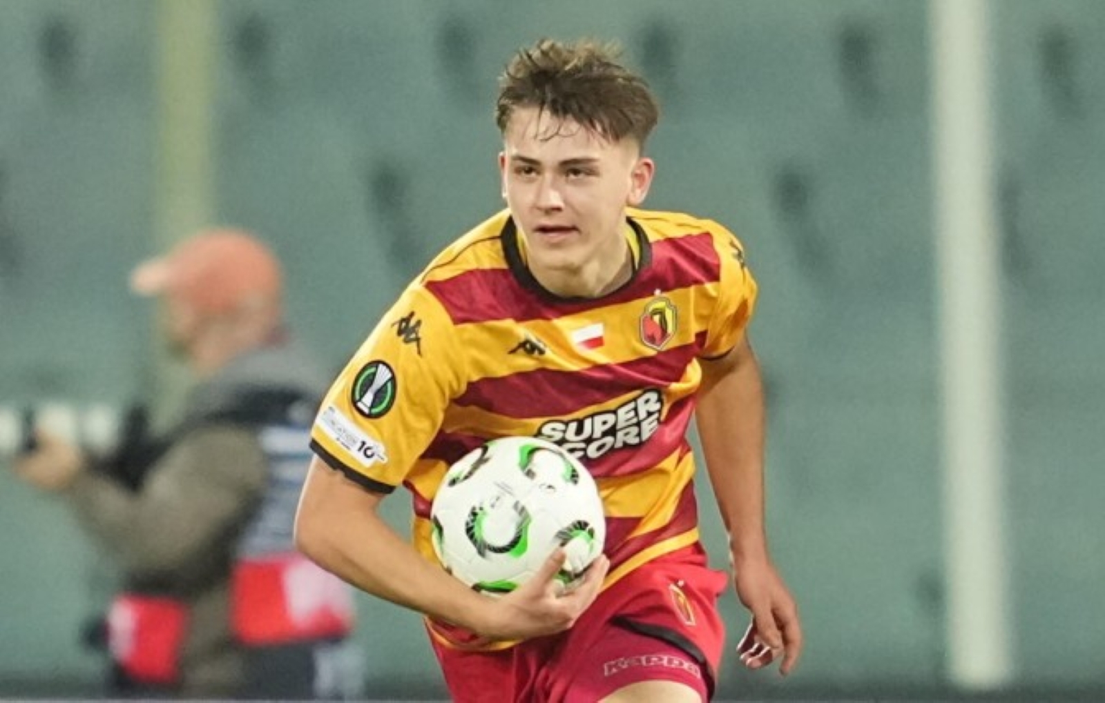 Od "szkraba" w Grajewie do kata Fiorentiny. 49 minut, które zmieniły życie Bartosza Mazurka