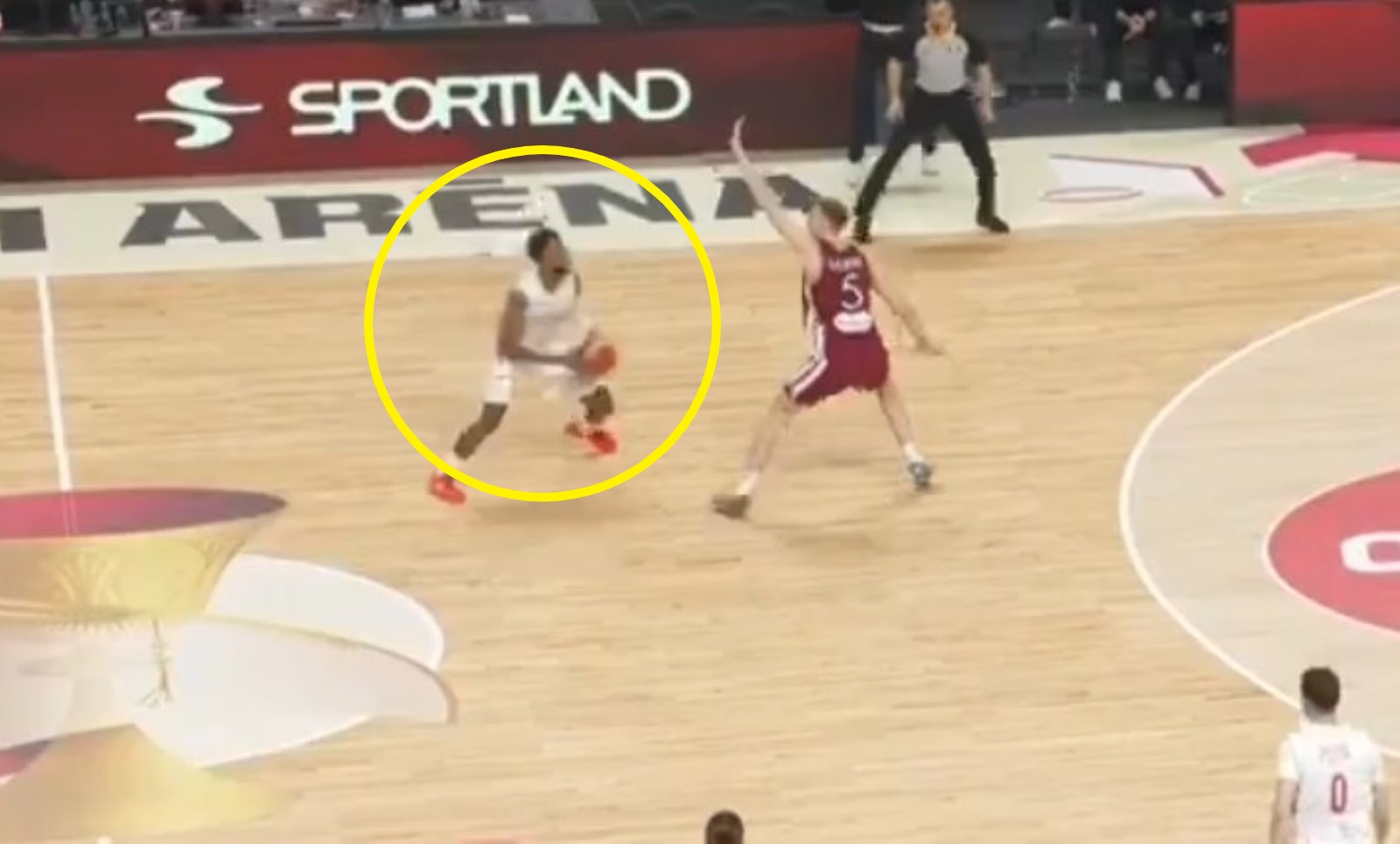 Szalone sceny w meczu Polaków. Dał zwycięstwo równo z końcową syreną