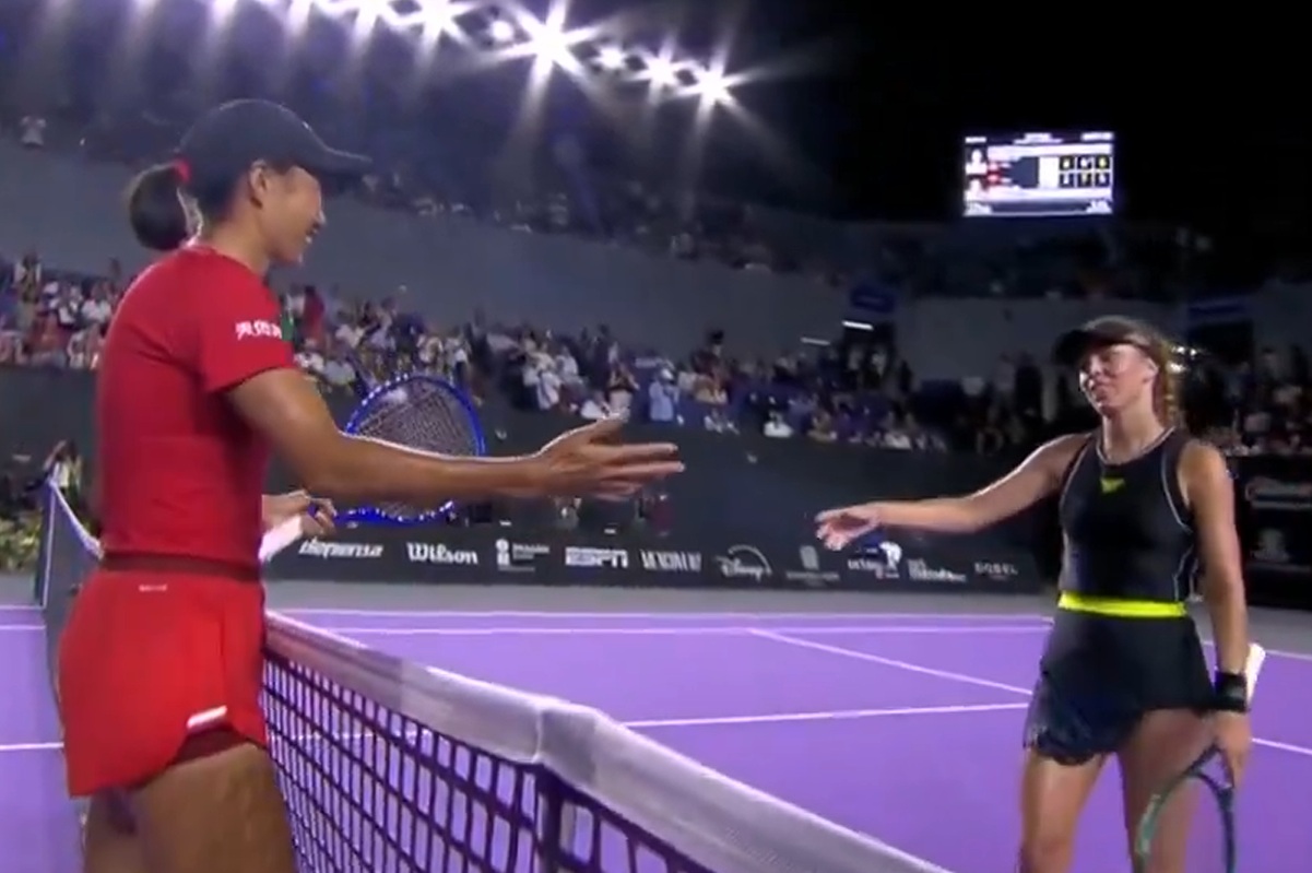 Było tuż po meczu. Tak zachowały się pod siatką