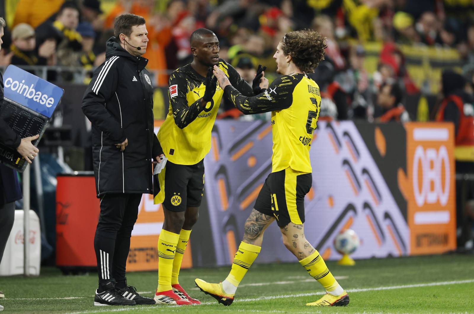 Gwiazda Borussii mecz z Bayernem zaczęła na ławce. Oto powód