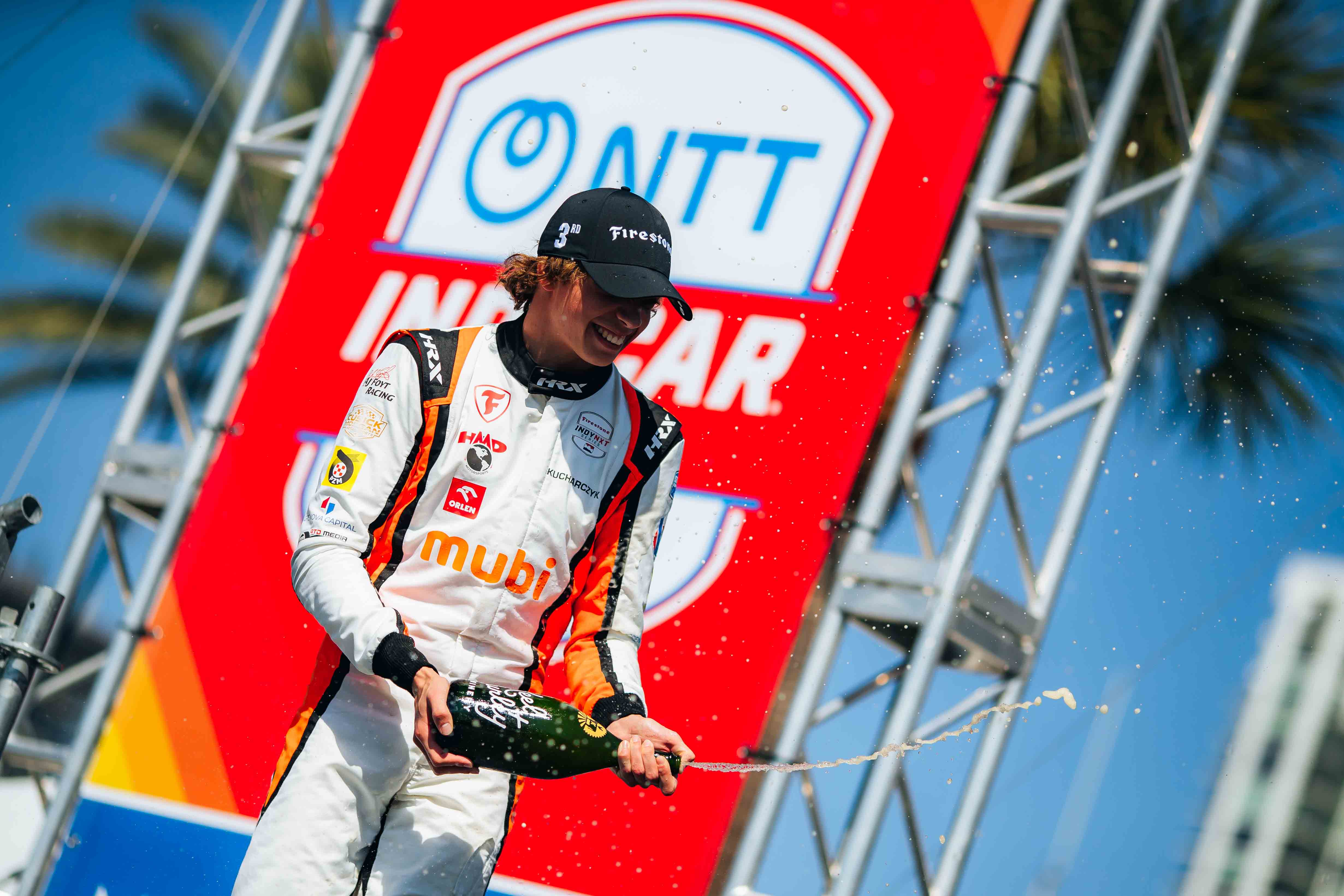 Polak zaczyna karierę w USA od podium. "Ogromny krok"