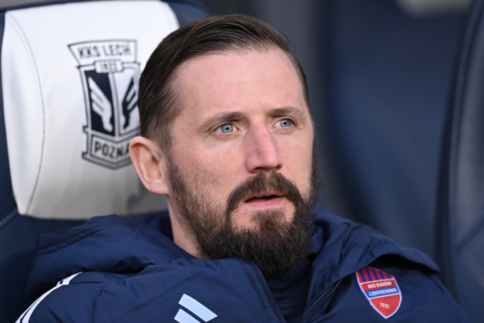 Trener Rakowa nie wytrzymał. "Ciężko się gra przeciwko trzynastu"