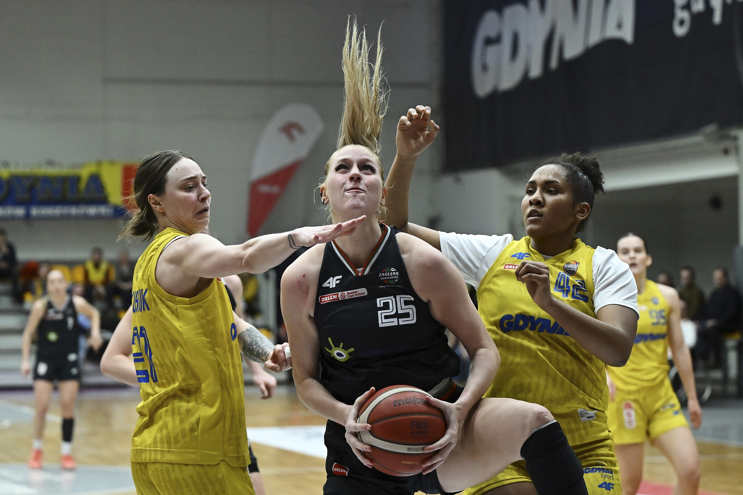 Ograły mistrza, ale nic im to nie dało. Znamy pary play-off!