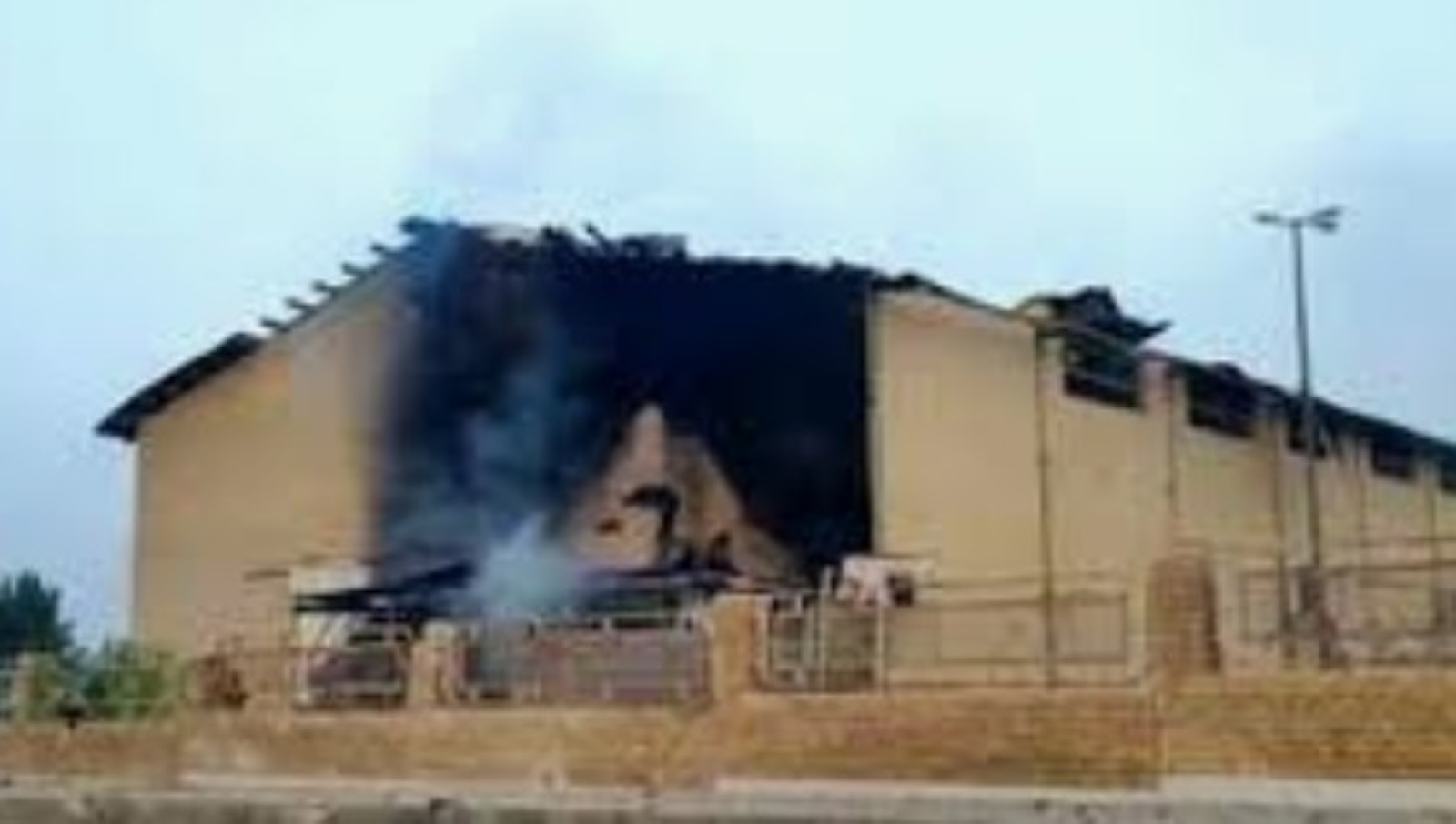 Rakieta spadła na halę w Iranie. 20 siatkarek nie żyje